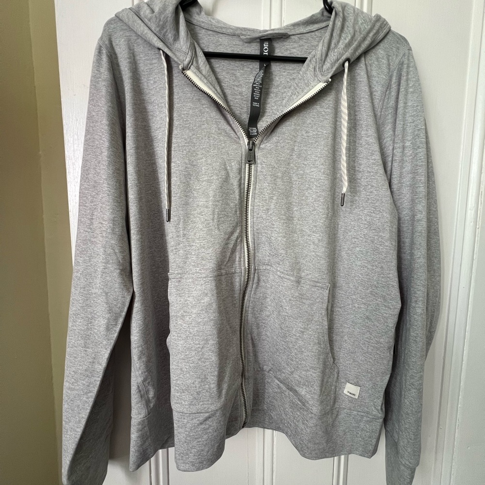 Vuori Halo Performance Hoodie in Light Gray